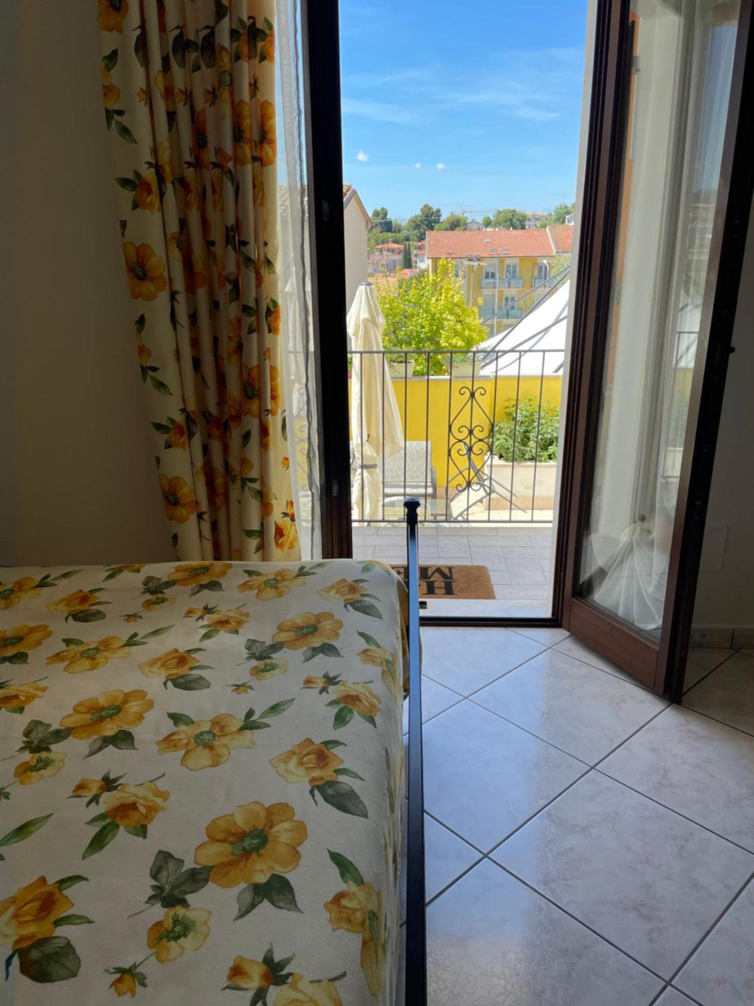 Arra Camere Sirolo - Rooms & Suite Экстерьер фото